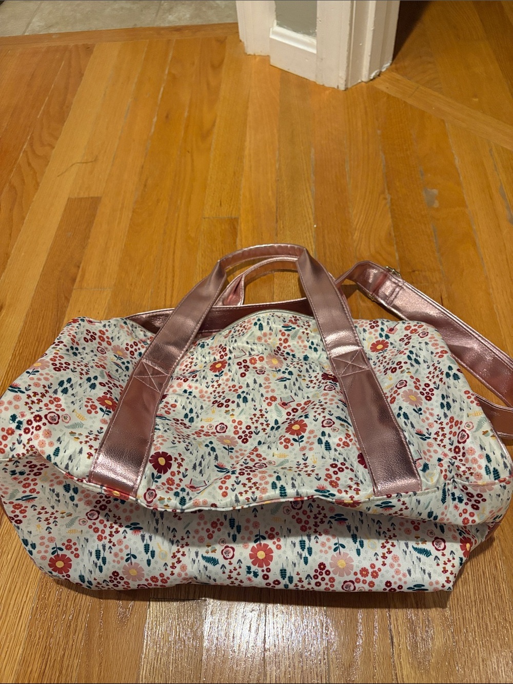 Disney Floral Belle Weekend Tote Bag - Pink Metallic Handles - Picture 2 of 4